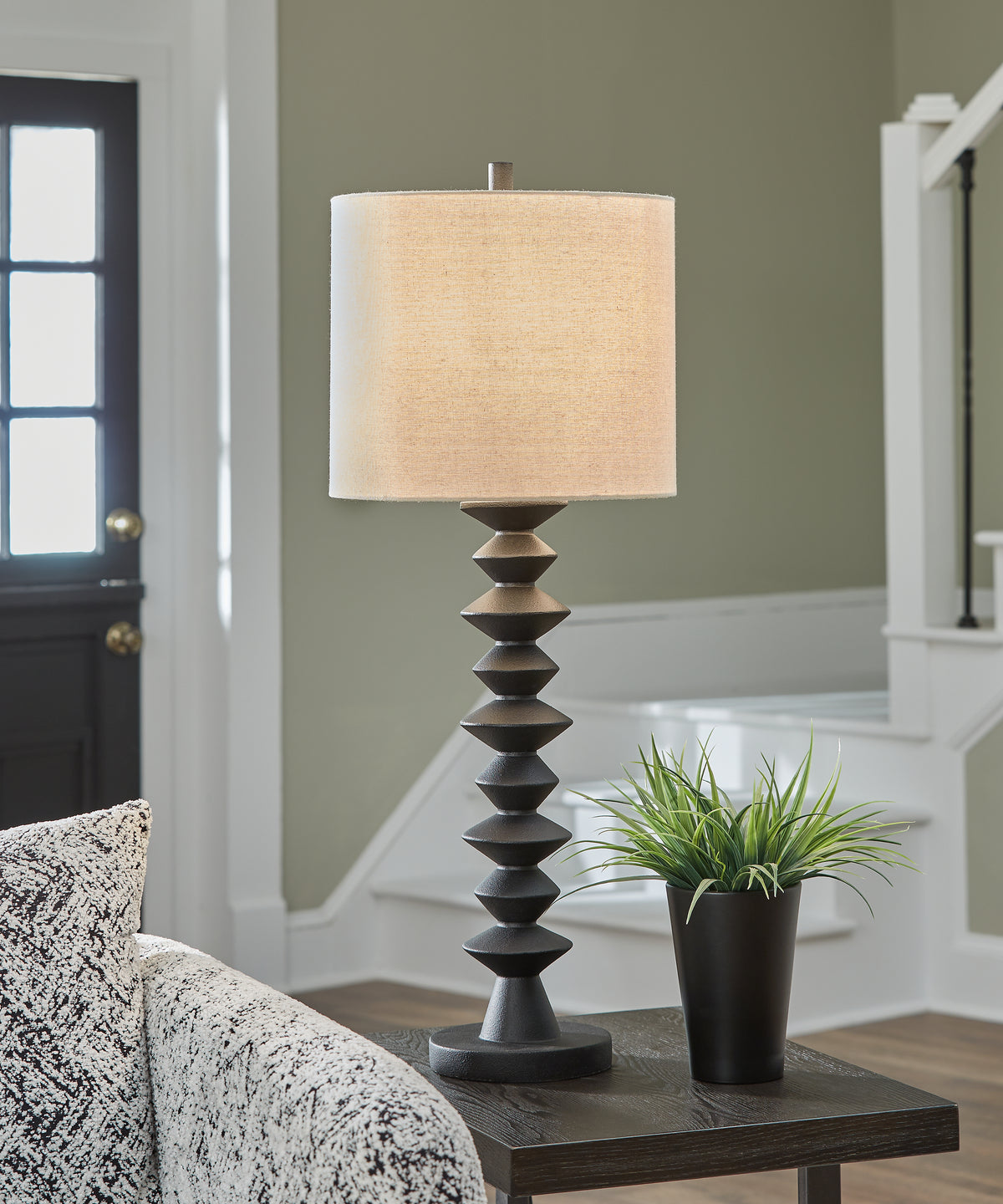 Tampa Furniture Outlet Lutz - Ashley Furniture - Luanndon Lighting - Poly Buffet Lamp (1/CN) / Black - L235783
