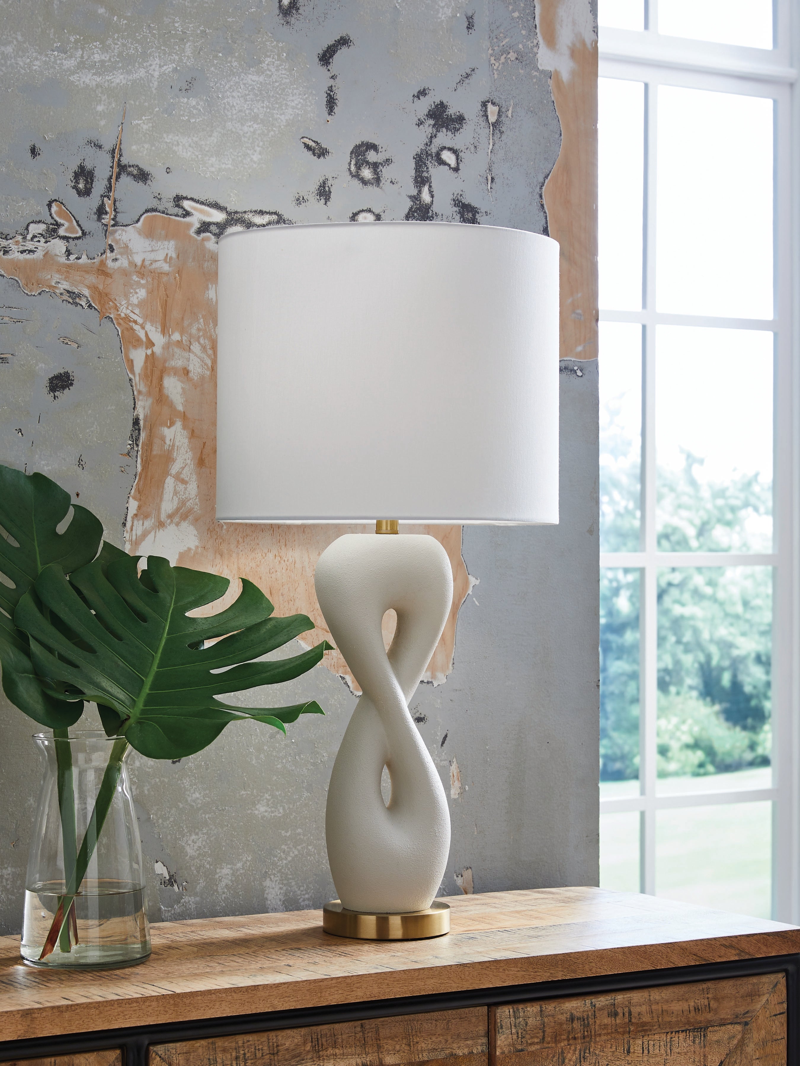 Tampa Furniture Outlet Lutz - Ashley Furniture - Judrich Lighting - Poly Table Lamp (1/CN) - L236024
