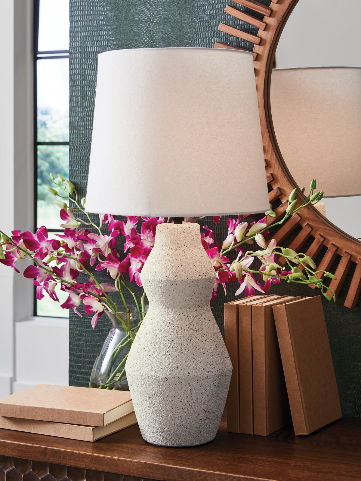 Tampa Furniture Outlet Lutz - Ashley Furniture - Dawthorne Lighting - Paper Table Lamp (1/CN) - L236034