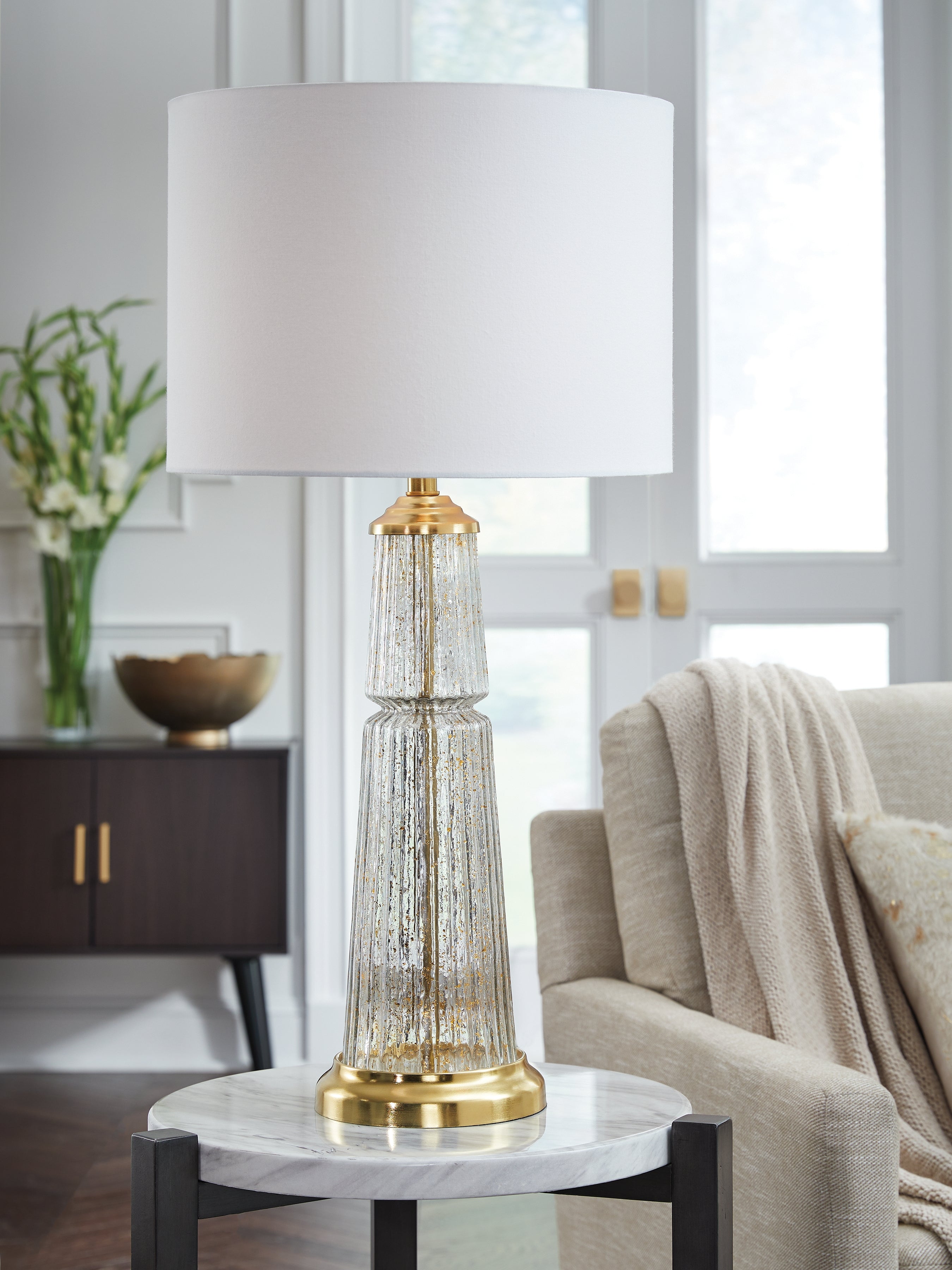 Tampa Furniture Outlet Lutz - Ashley Furniture - Bakersboro Lighting - Glass Table Lamp (1/CN) / Clear/Gold Finish - L430884