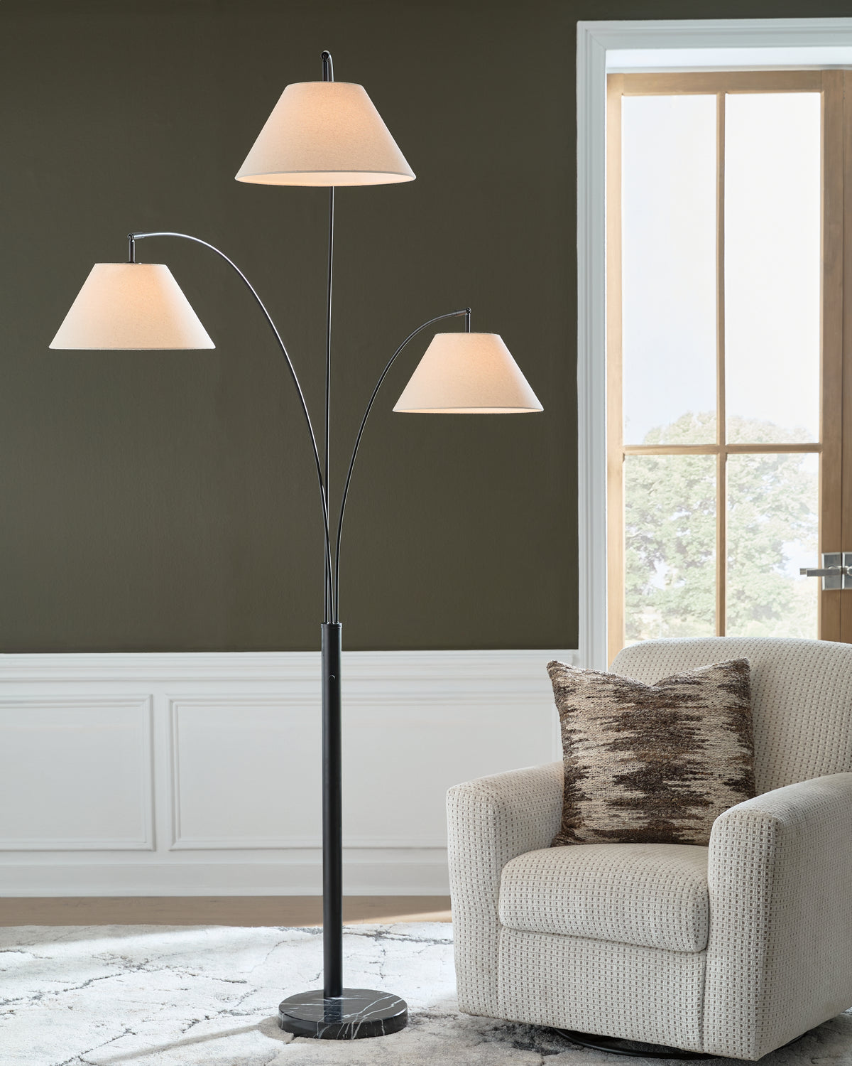 Tampa Furniture Outlet Lutz - Ashley Furniture - Gibbswellner Lighting - Metal Arc Lamp (1/CN) - L725159