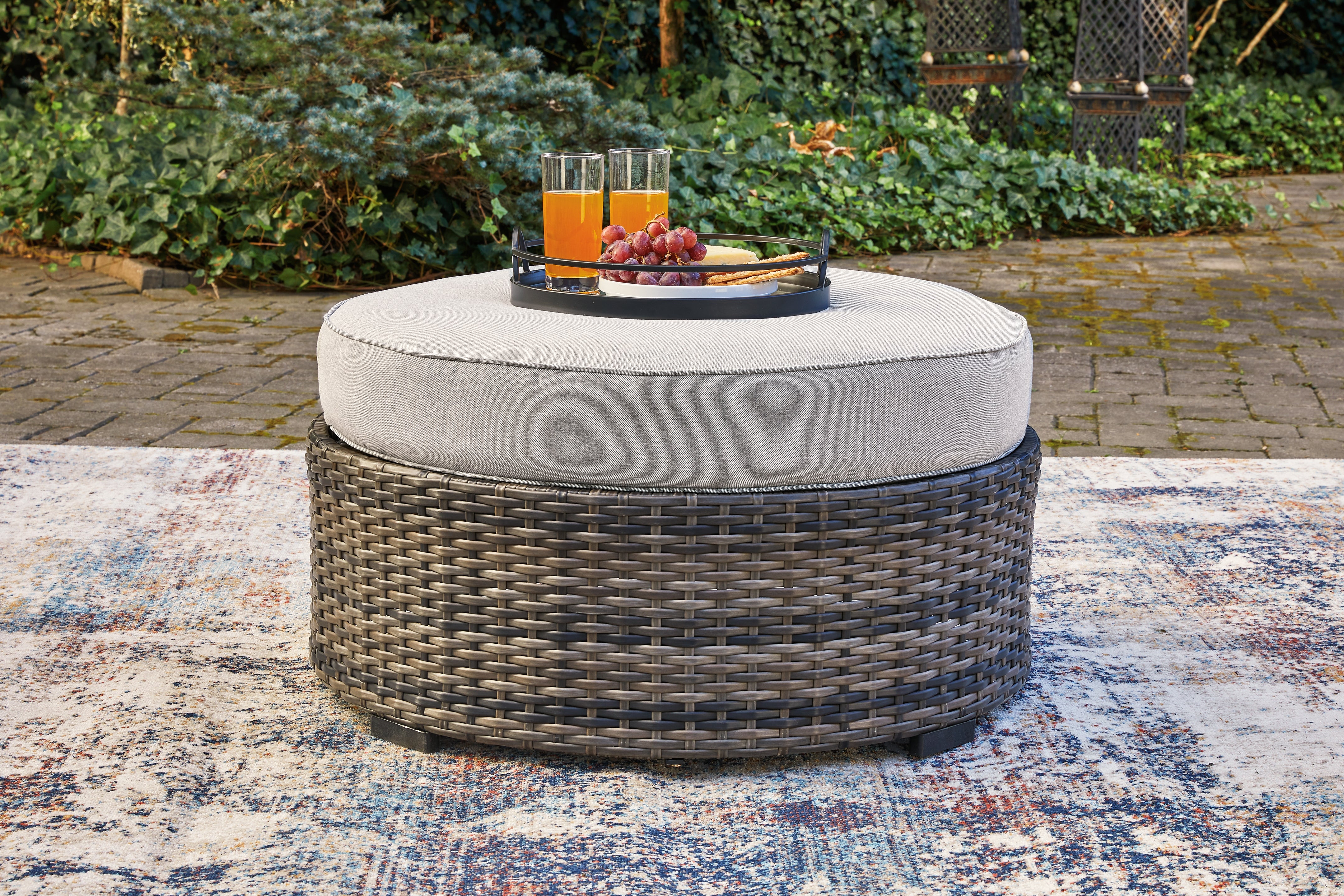 Tampa Furniture Outlet Lutz - Ashley Furniture - Harbor Court Outdoor - Ottoman with Cushion / Gray - P459-814