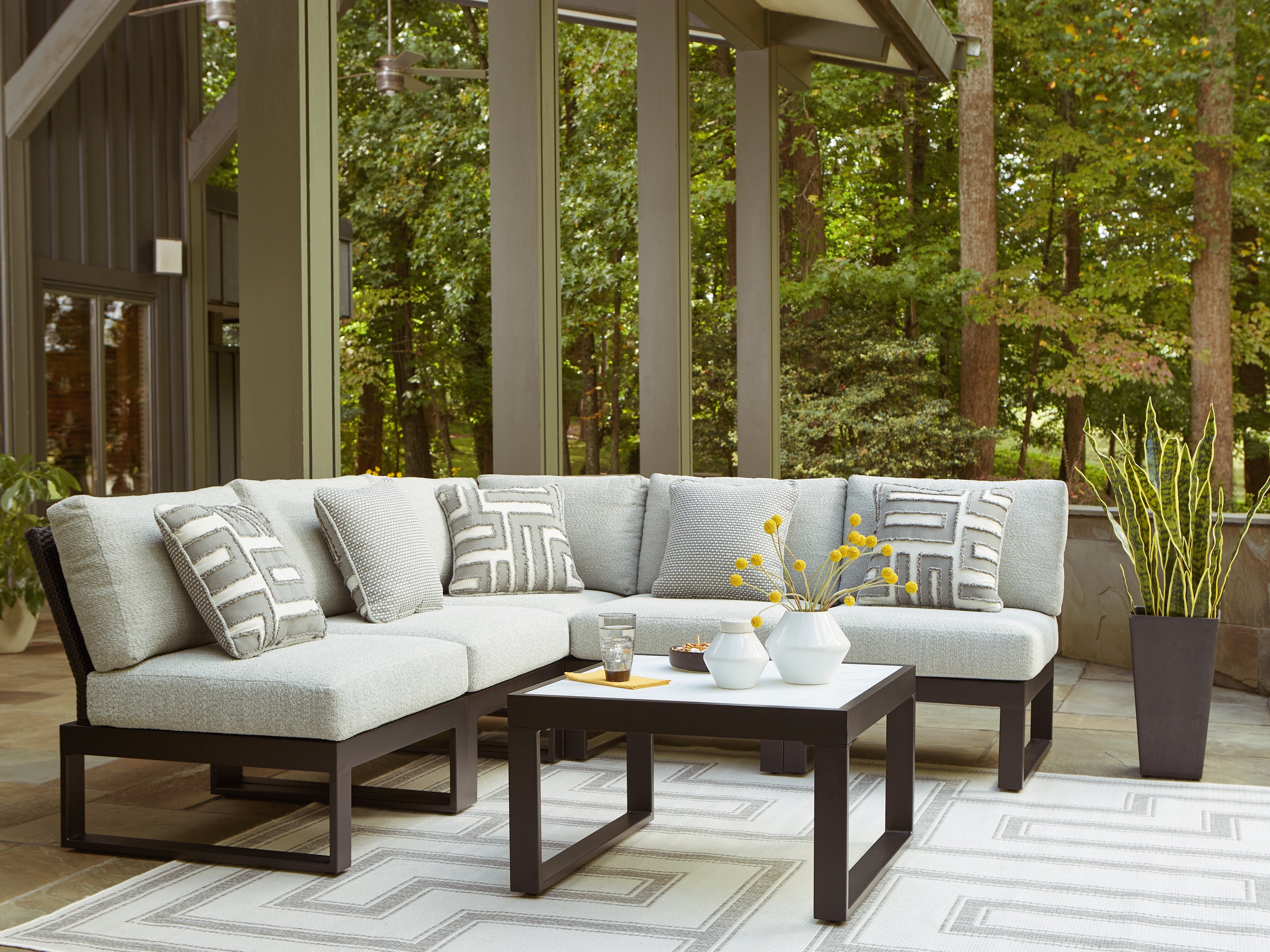 Tampa Furniture Outlet Lutz - Ashley Furniture - Beachloft Outdoor - 5-Piece Outdoor Sectional / Black/Gray - P490P2
