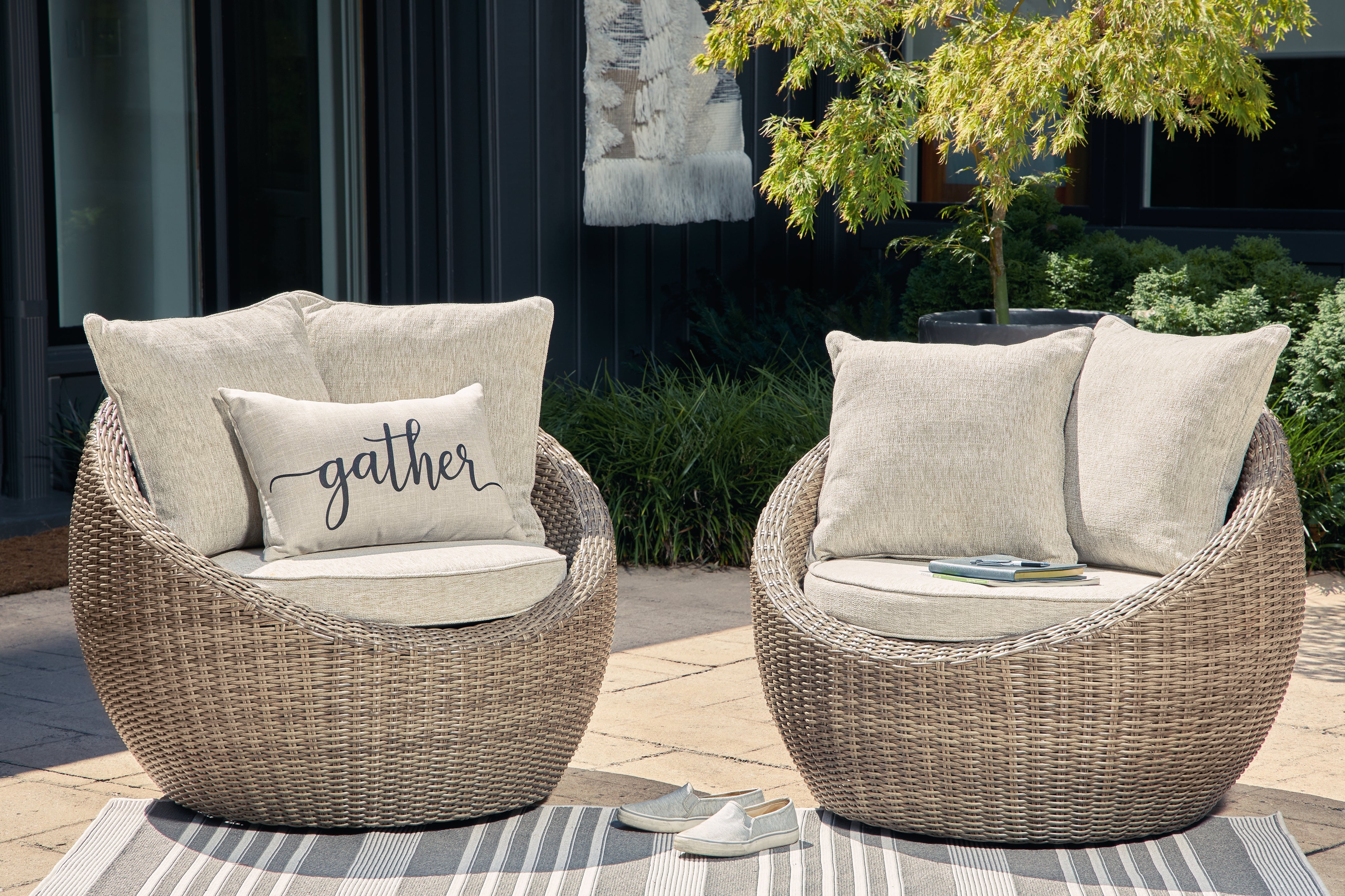 Tampa Furniture Outlet Lutz - Ashley Furniture - Danson Outdoor - Swivel Lounge w/Cushion (Set of 2) / Beige - P505-821