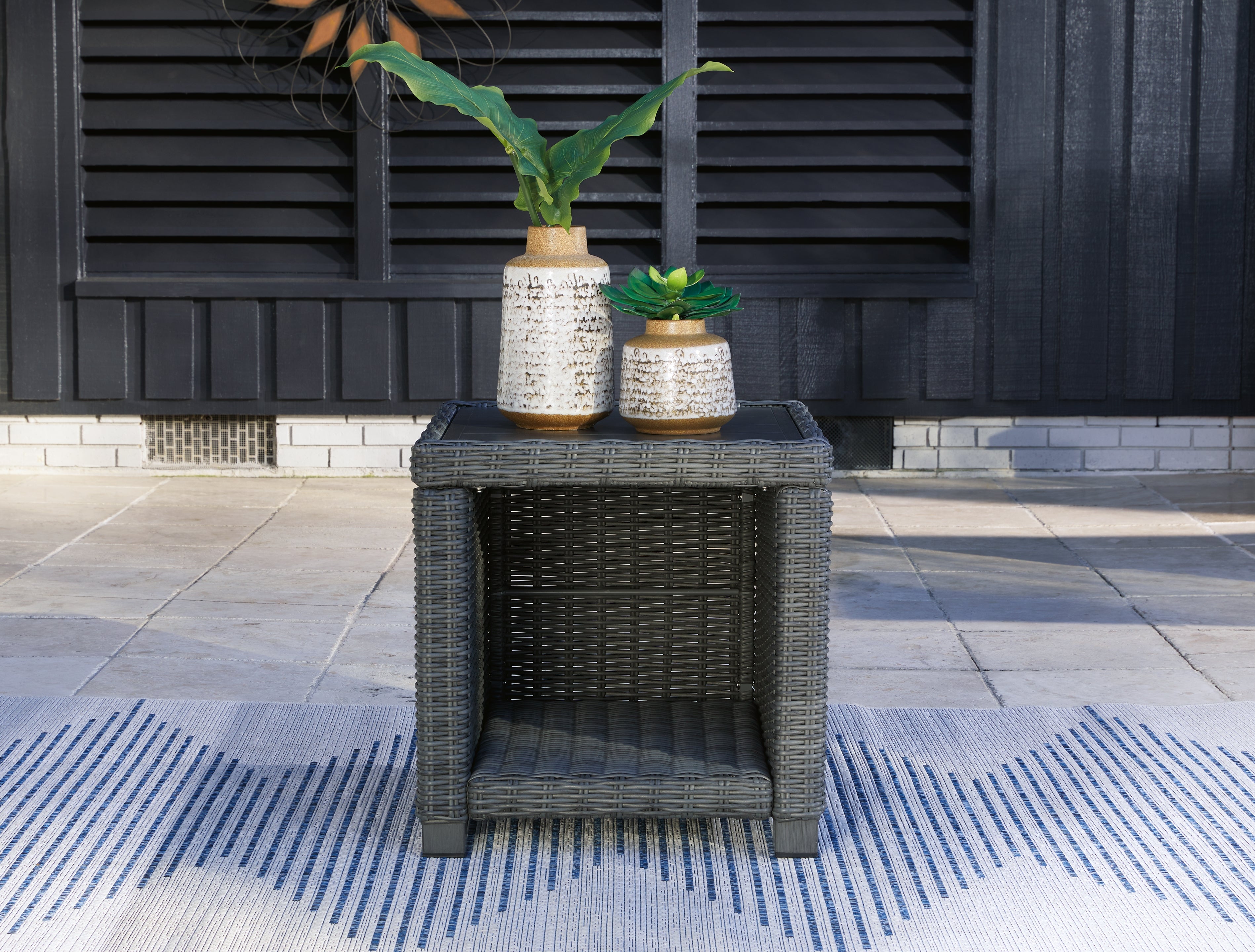 Tampa Furniture Outlet Lutz - Ashley Furniture - Elite Park Outdoor - Square End Table / Gray - P518-702