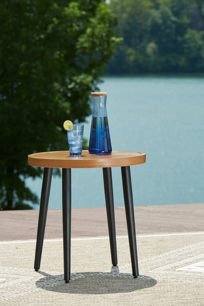 Tampa Furniture Outlet Lutz - Ashley Furniture - Horizon Hall Outdoor - Round End Table / Two-tone Brown - P572-706