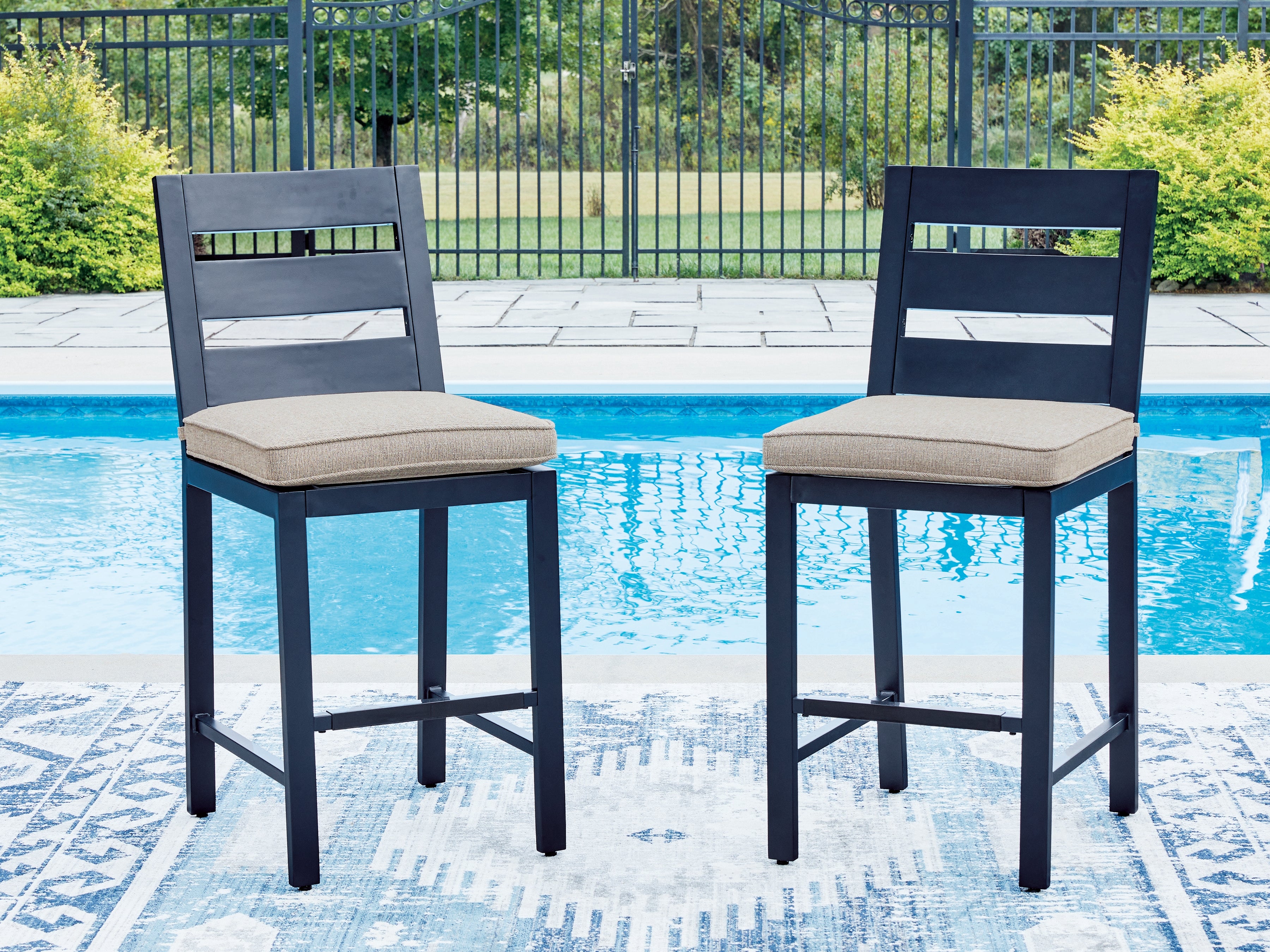 Tampa Furniture Outlet Lutz - Ashley Furniture - East Beach Outdoor - Barstool (Set of 2) / Navy Blue - PCP587-124
