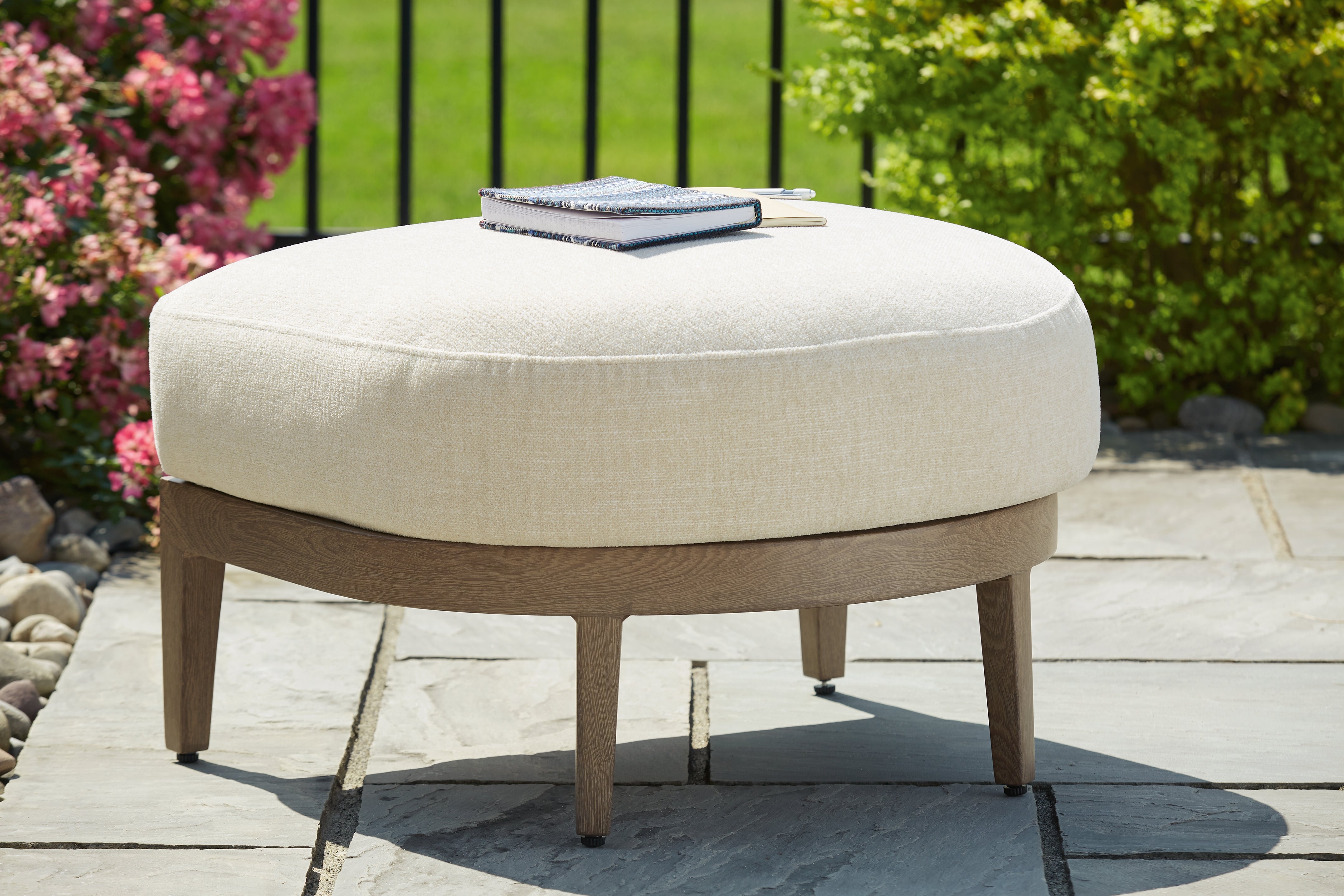 Tampa Furniture Outlet Lutz - Ashley Furniture - Serene Bay Outdoor - Ottoman with Cushion / Dark Brown/White - P671-814