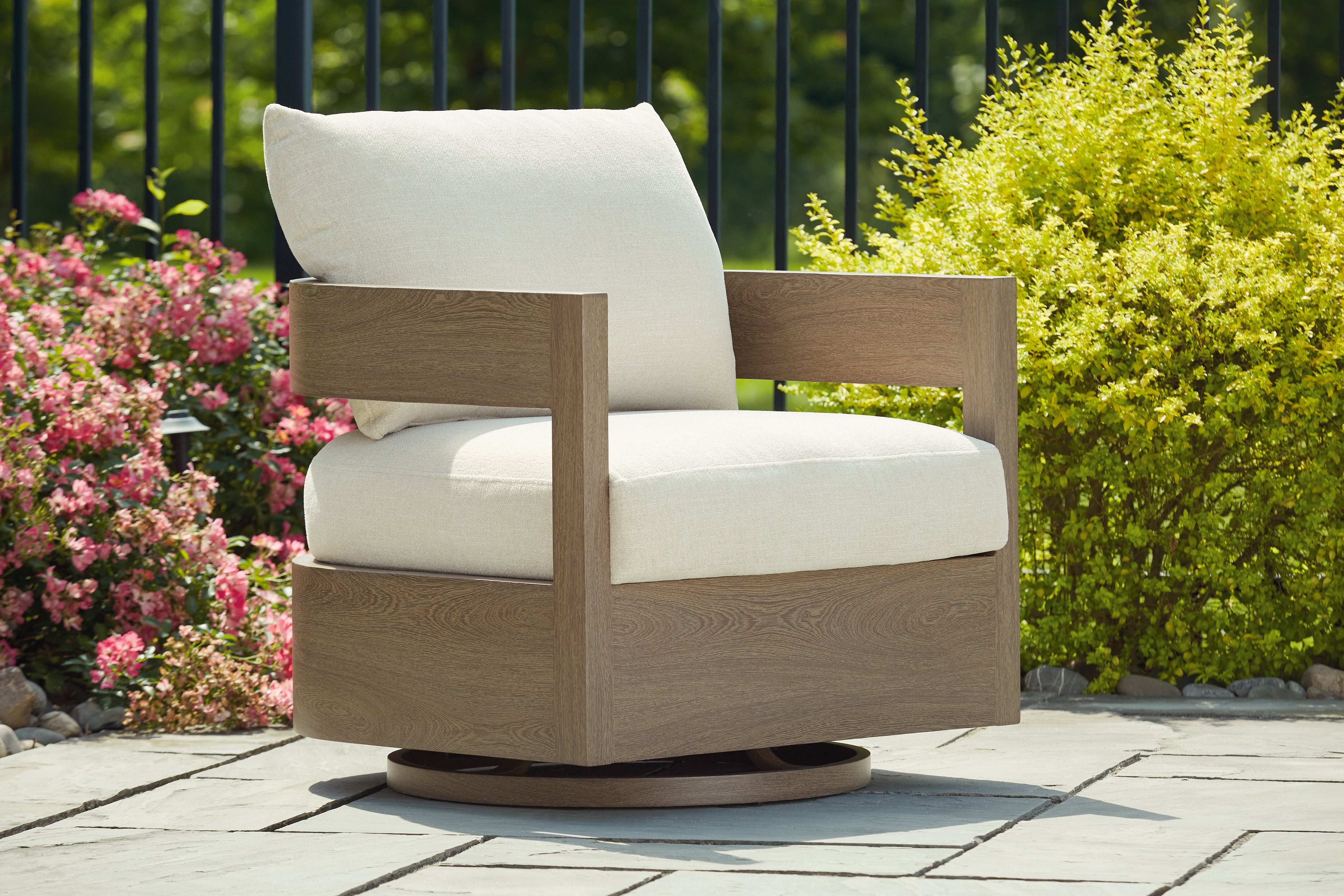 Tampa Furniture Outlet Lutz - Ashley Furniture - Serene Bay Outdoor - Swivel Glider Chair w/Cushion / Dark Brown/White - P671-821