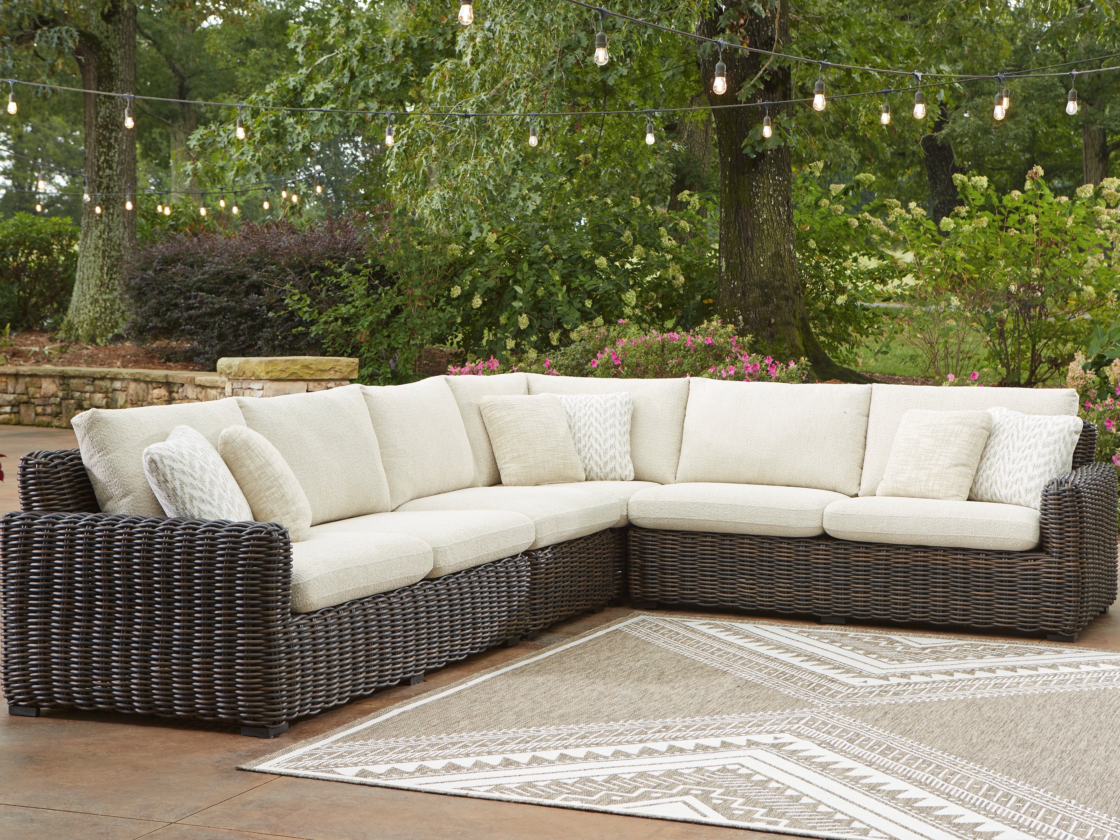 Tampa Furniture Outlet Lutz - Ashley Furniture - Kimora Outdoor - 4-Piece Outdoor Sectional / Beige/Dark Brown - P711P2