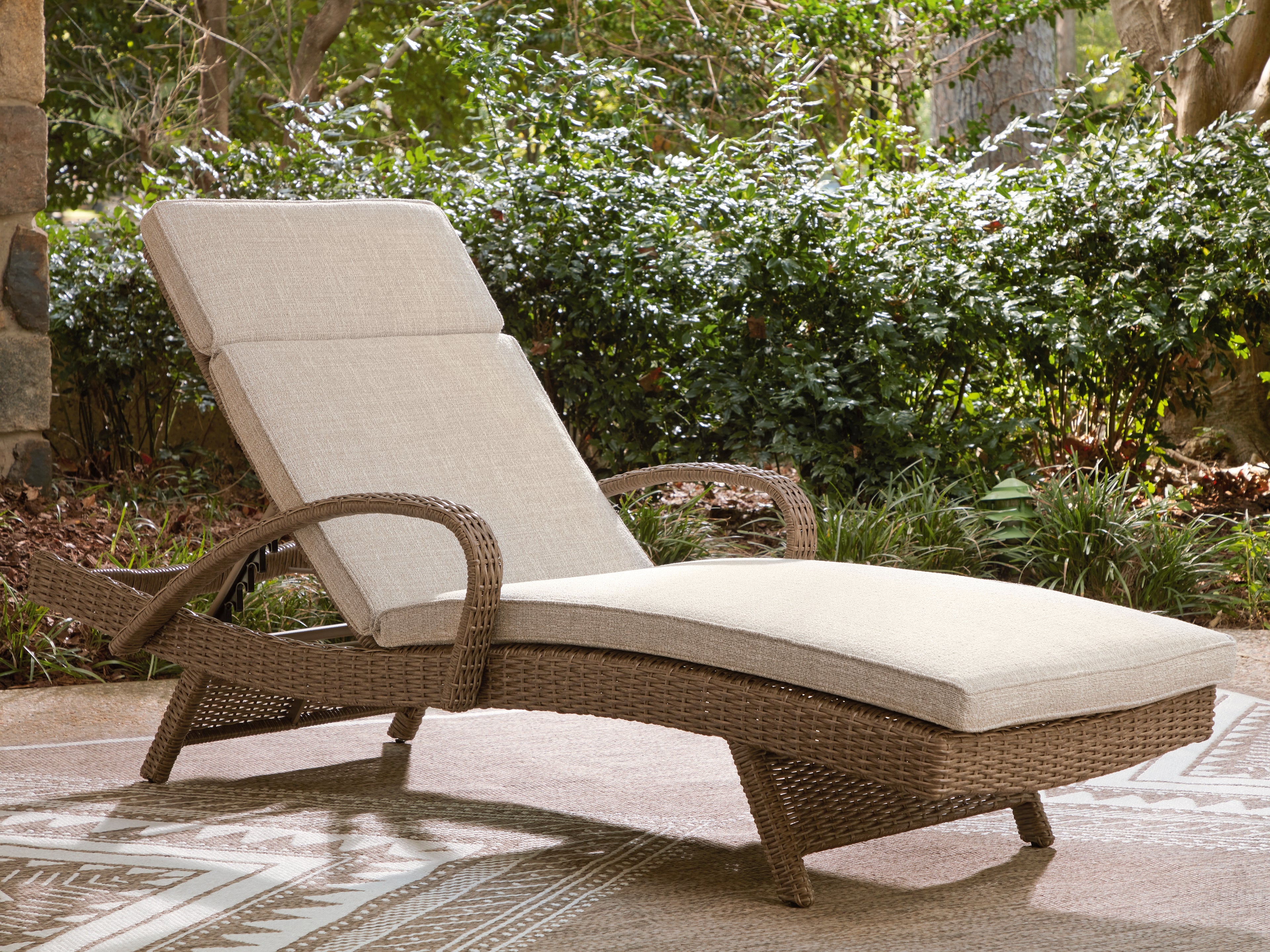 Tampa Furniture Outlet Lutz - Ashley Furniture - Laguna Heights Outdoor - Chaise Lounge with Cushion / Beige - PCP790-815