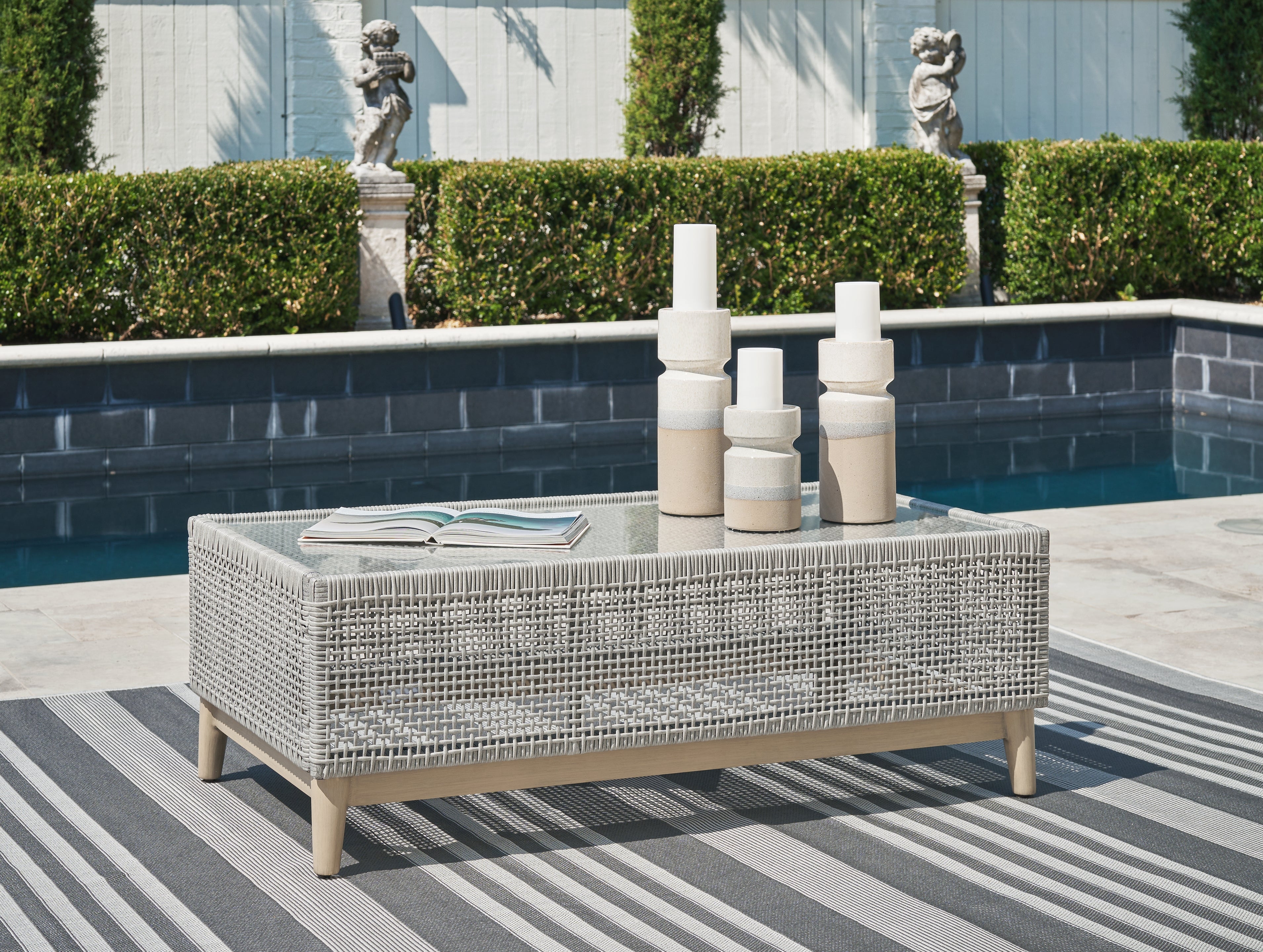 Tampa Furniture Outlet Lutz - Ashley Furniture - Seton Creek Outdoor - Rectangular Cocktail Table / Gray - P798-701