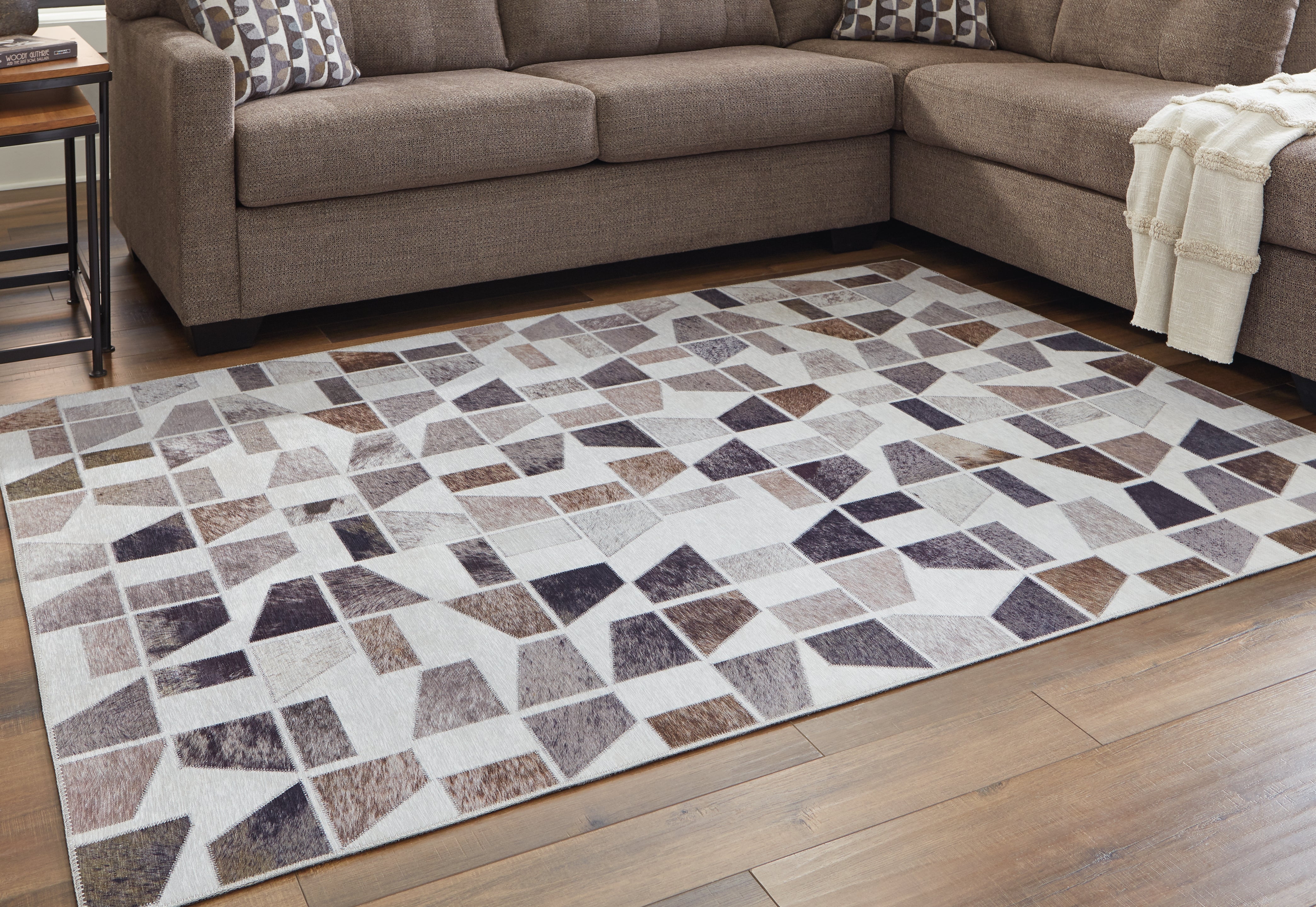 Tampa Furniture Outlet Lutz - Ashley Furniture - Jettner Rug - 5' x 7' Rug / Multi - R405782