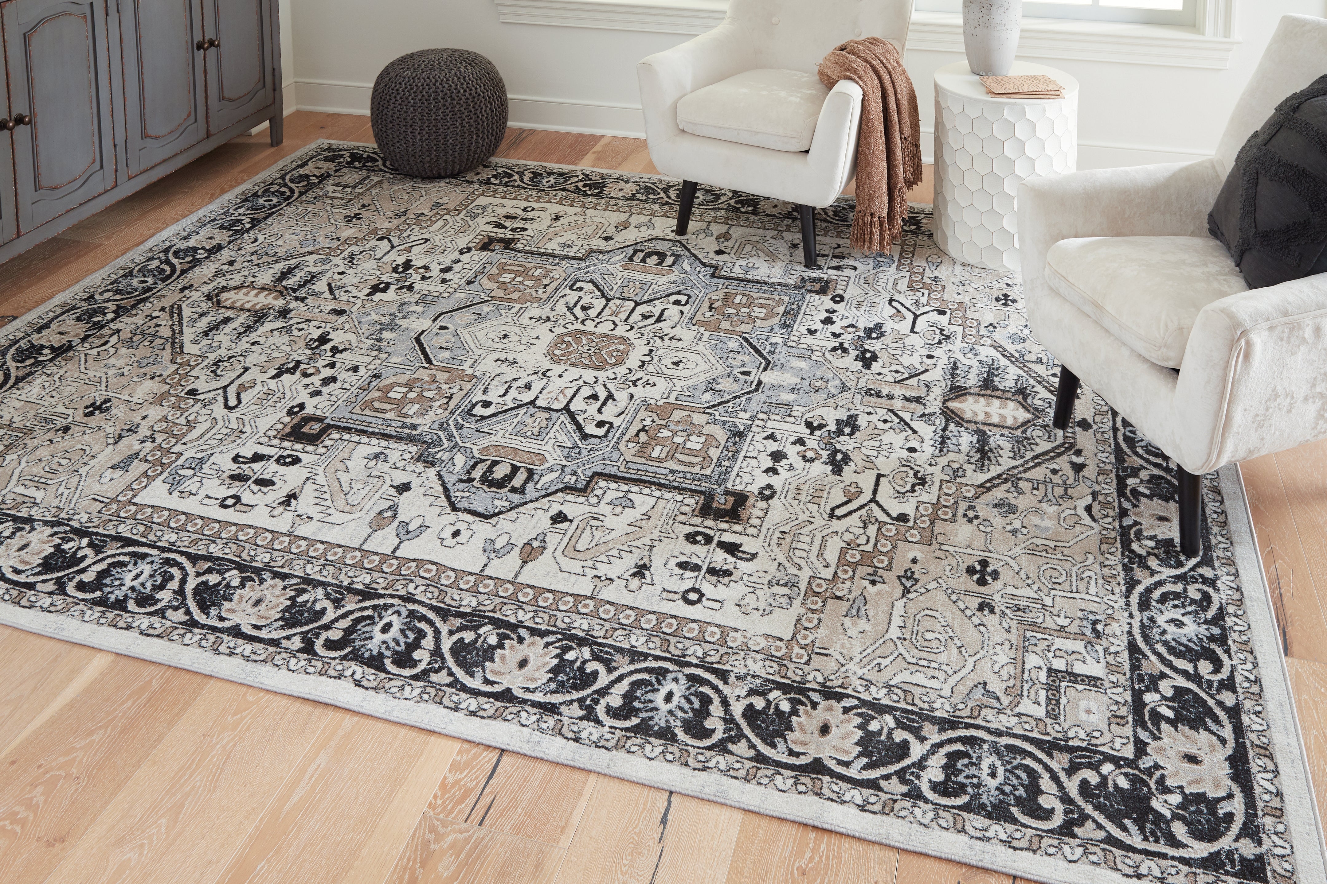 Tampa Furniture Outlet Lutz - Ashley Furniture - Gregmoore Rug - 7'9" x 9'11" Washable Rug / Multi - R405821