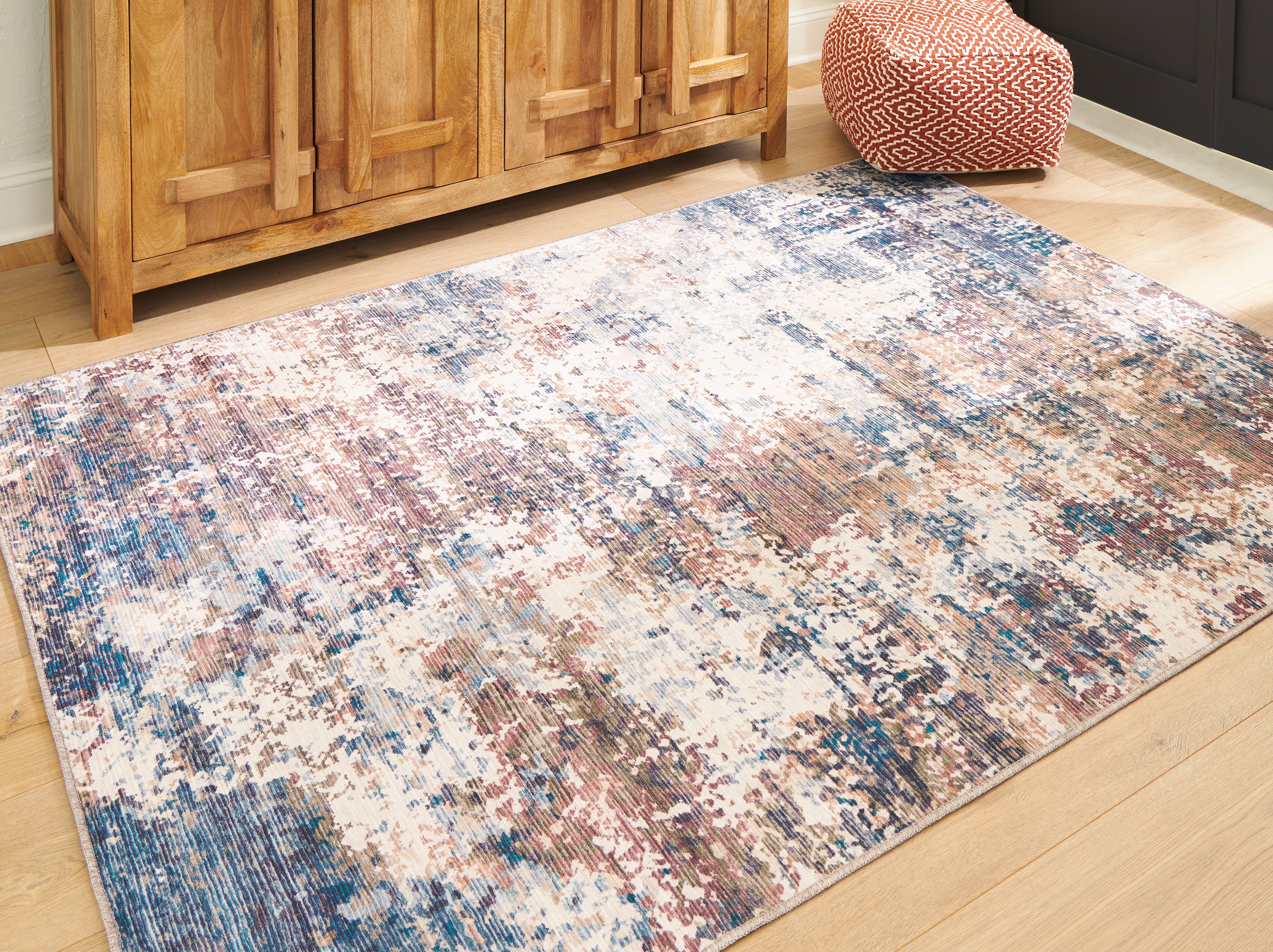 Tampa Furniture Outlet Lutz - Ashley Furniture - Willbertal Rug - 5'2" x 7' Washable Rug / Multi - R406652