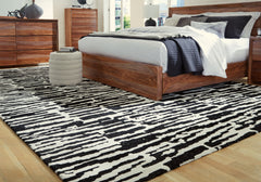 Tampa Furniture Outlet Lutz - Ashley Furniture - Bramshaw Rug - 10' x 14' Rug / Black/Ivory - R406760