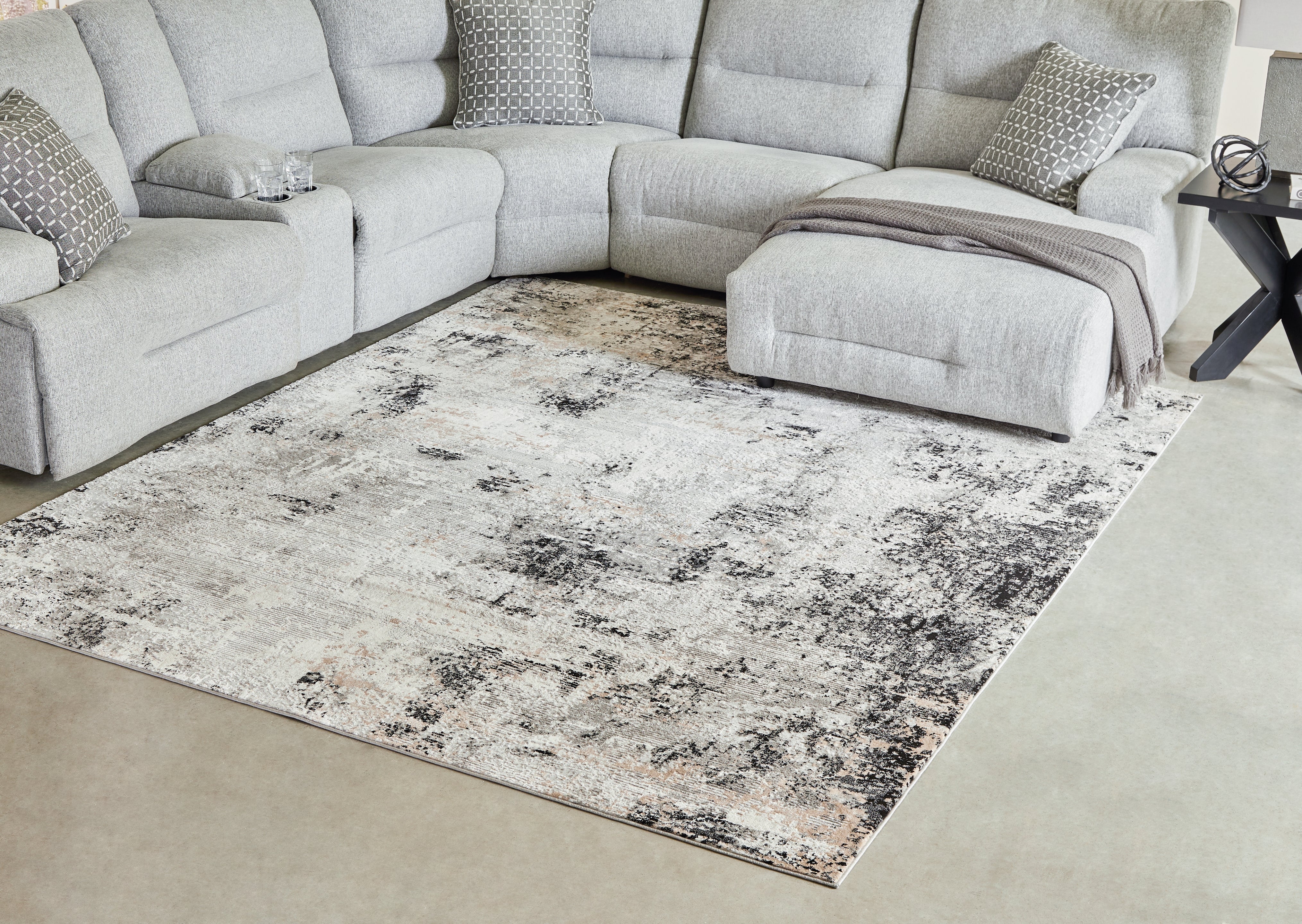 Tampa Furniture Outlet Lutz - Ashley Furniture - Langwell Rug - 8' x 10' Rug / Black/Gray/White - R406781