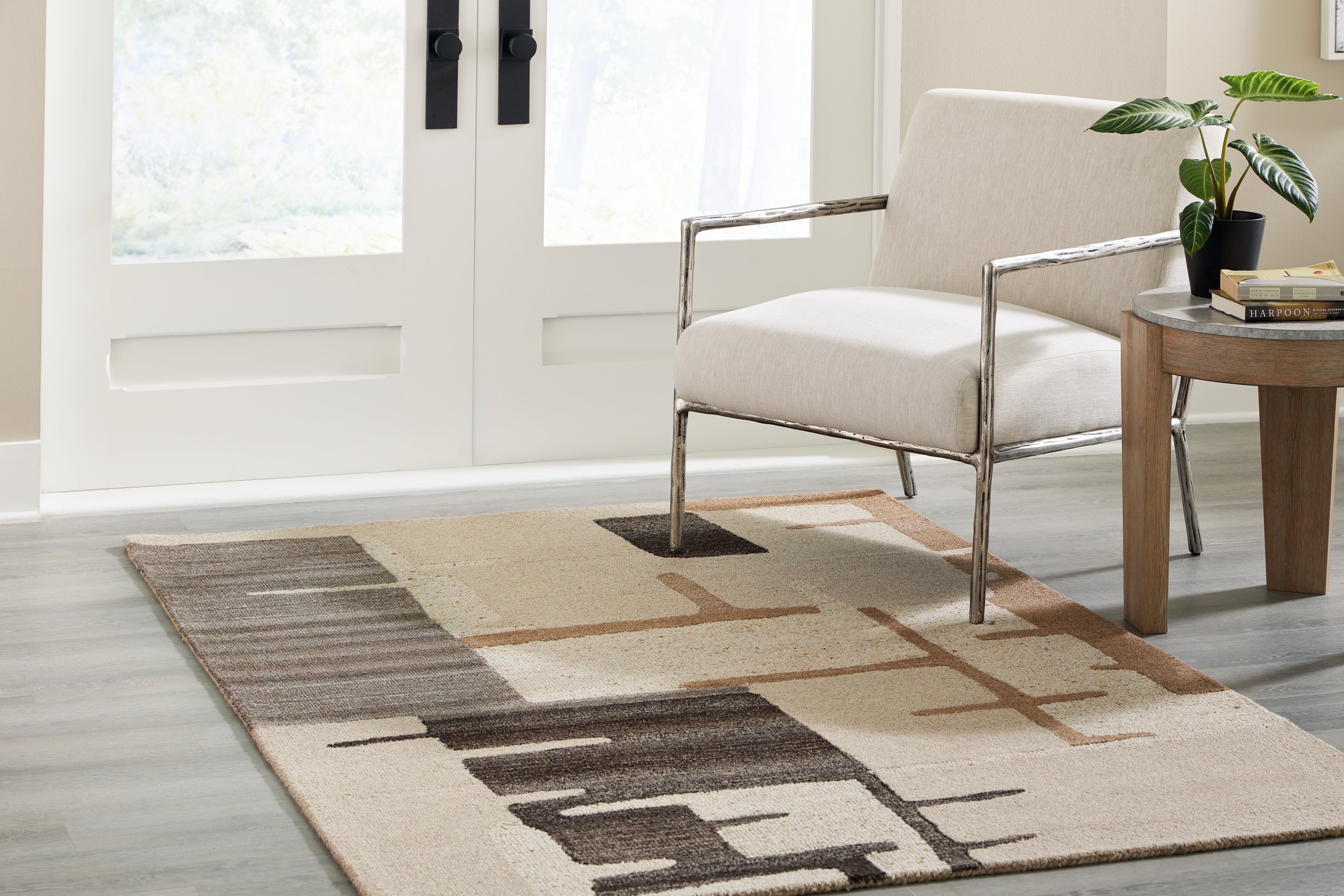 Tampa Furniture Outlet Lutz - Ashley Furniture - Kencher Rug - 5' x 7' Rug / Beige/Brown - R406822