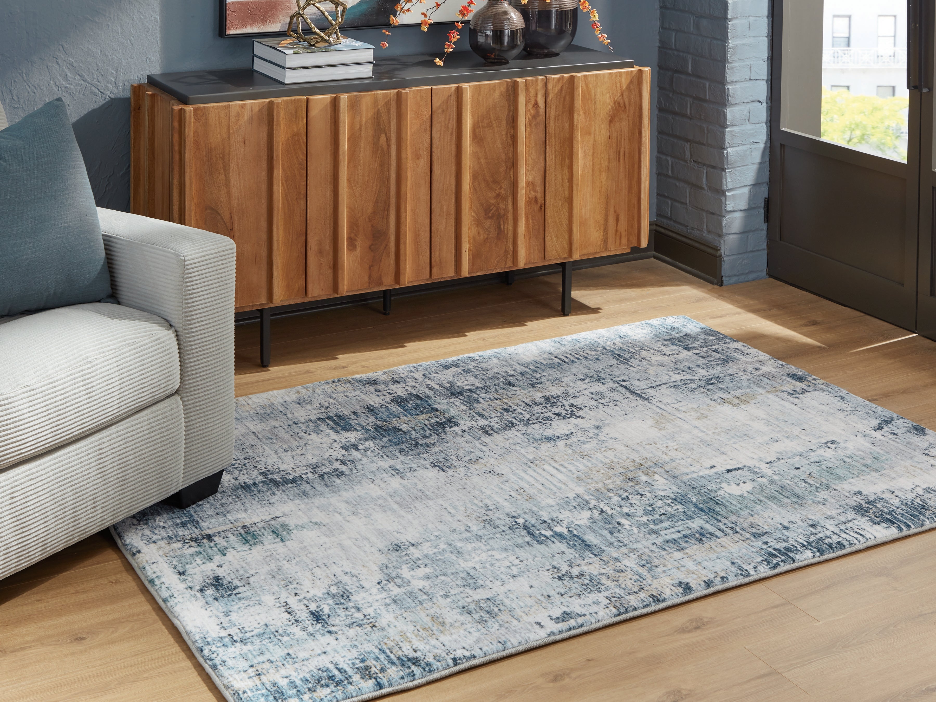 Tampa Furniture Outlet Lutz - Ashley Furniture - Arlenmont Rug - 5' x 7' Memory Foam Area Rug / Blue/White/Brown - R407482