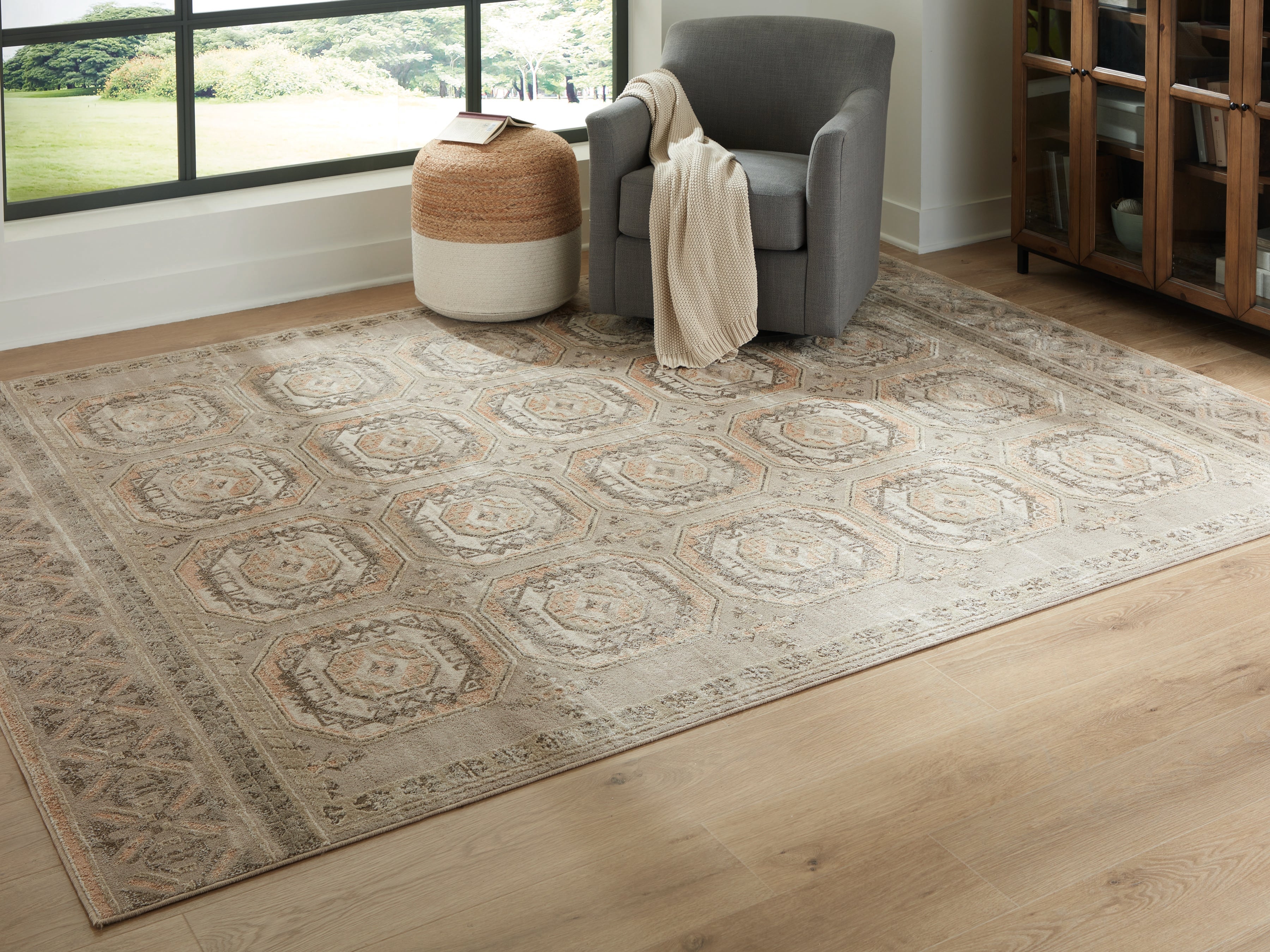 Tampa Furniture Outlet Lutz - Ashley Furniture - Bachby Rug - 7'10" x 10' Area Rug / Multi - R407681