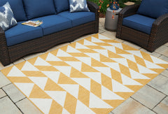 Tampa Furniture Outlet Lutz - Ashley Furniture - Thomley Rug - 8' x 10' Rug / Ivory/Yellow - R900061