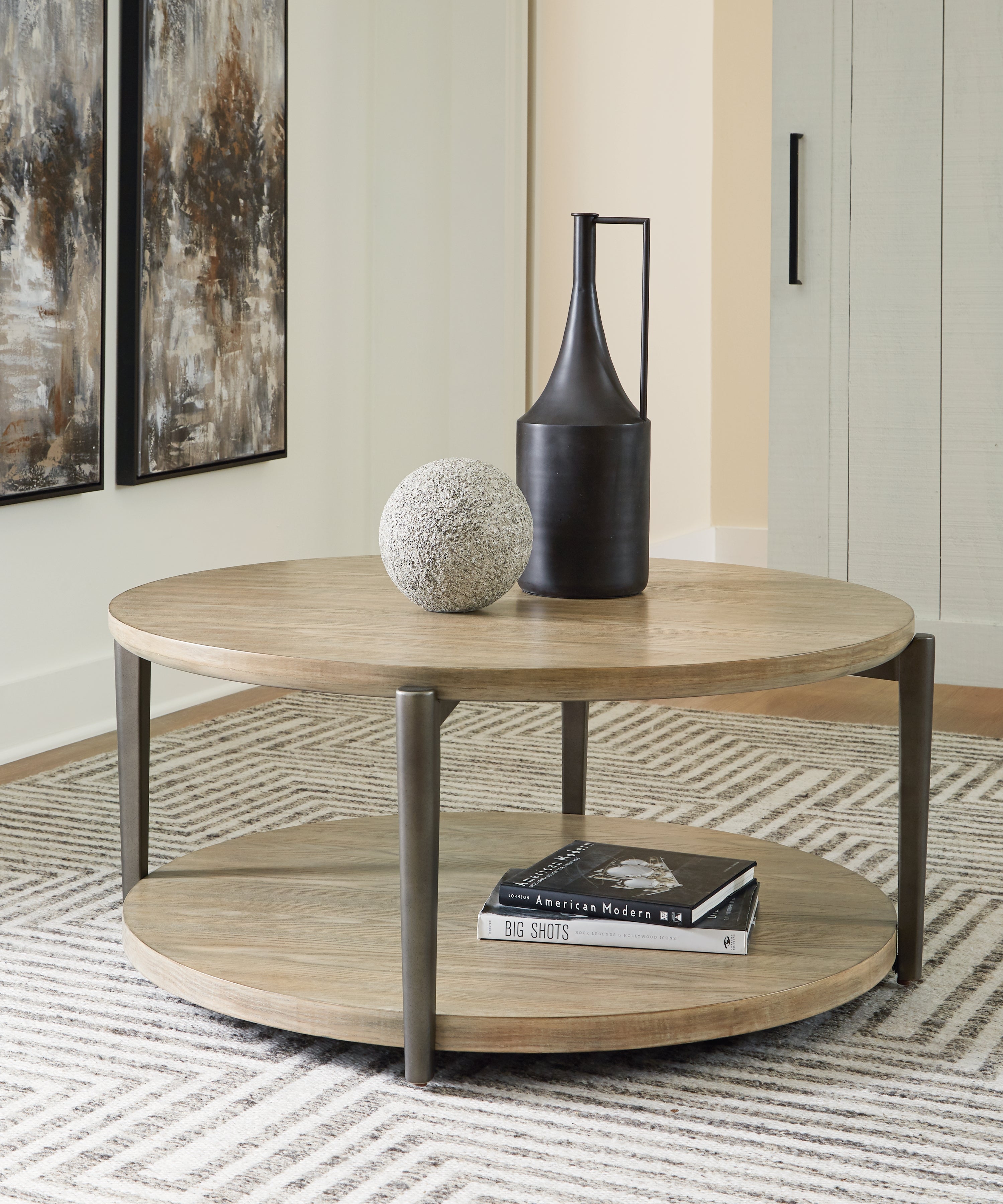 Tampa Furniture Outlet Lutz - Ashley Furniture - Dyonton Coffee Table - Round Cocktail Table / Light Grayish Brown - T574-8