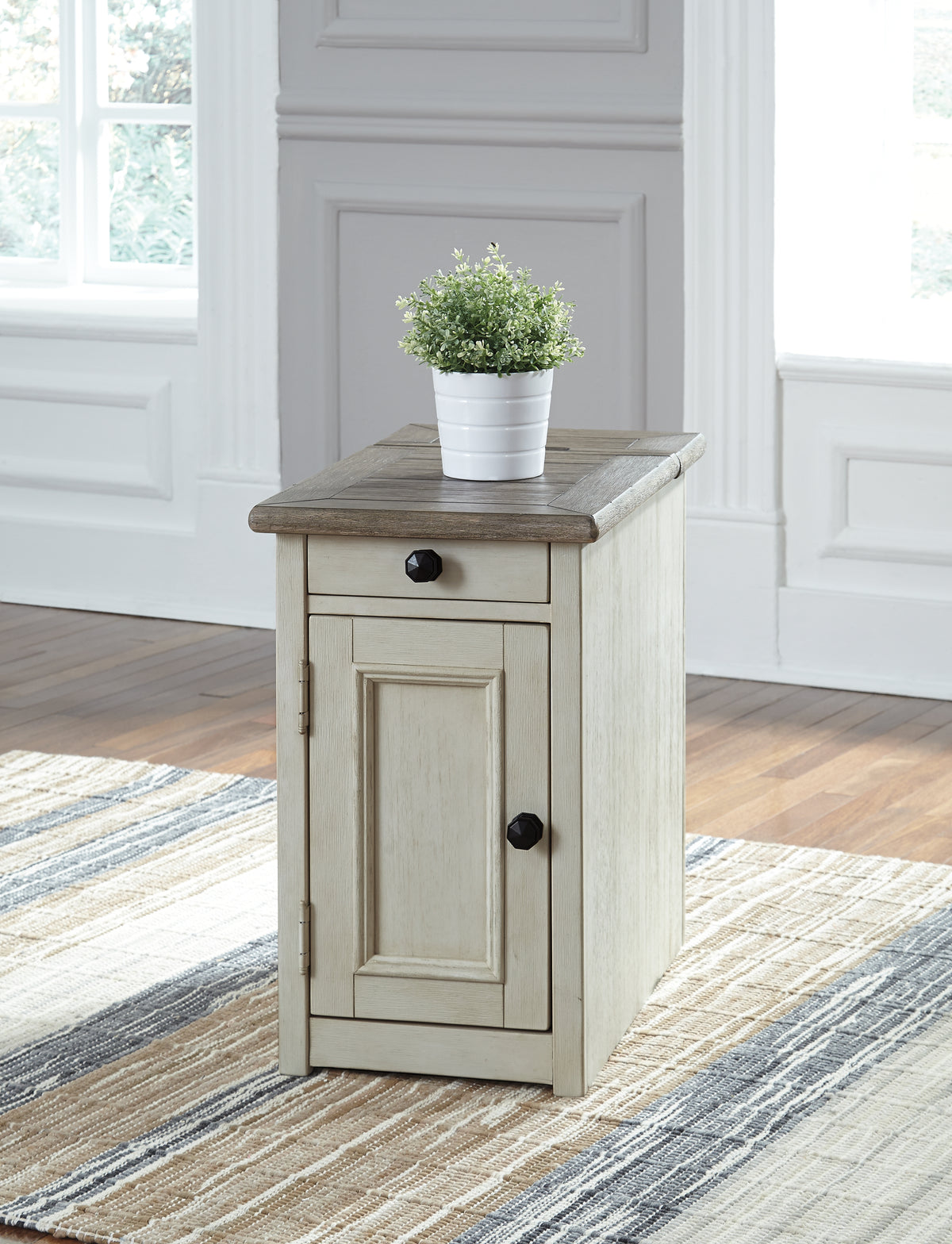 Tampa Furniture Outlet Lutz - Ashley Furniture - Bolanburg Chairside End Table with USB Ports & Outlets - Chair Side End Table / Two-tone - T637-7
