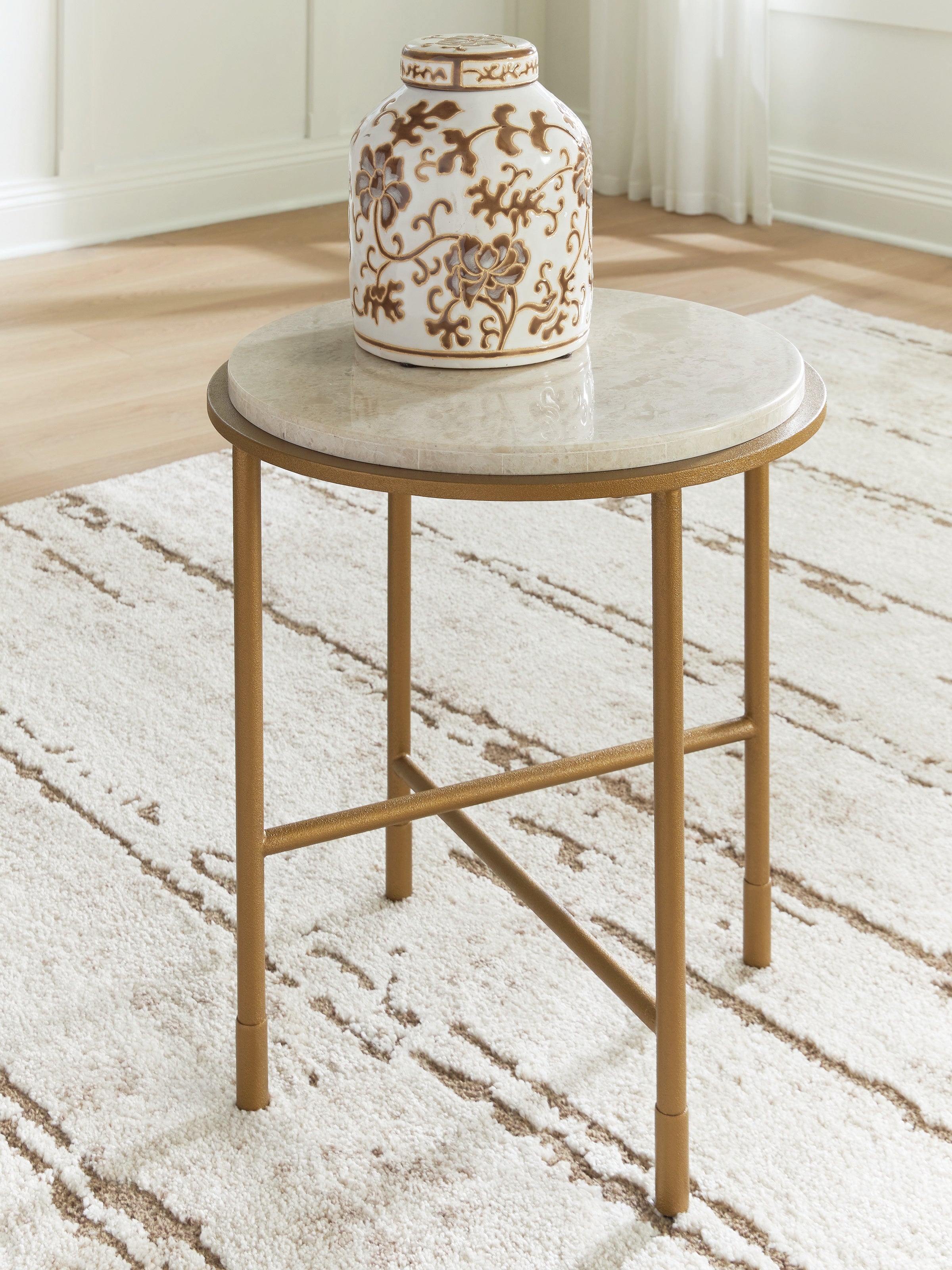 Tampa Furniture Outlet Lutz - Ashley Furniture - Alben End Table - Round End Table - T643-6