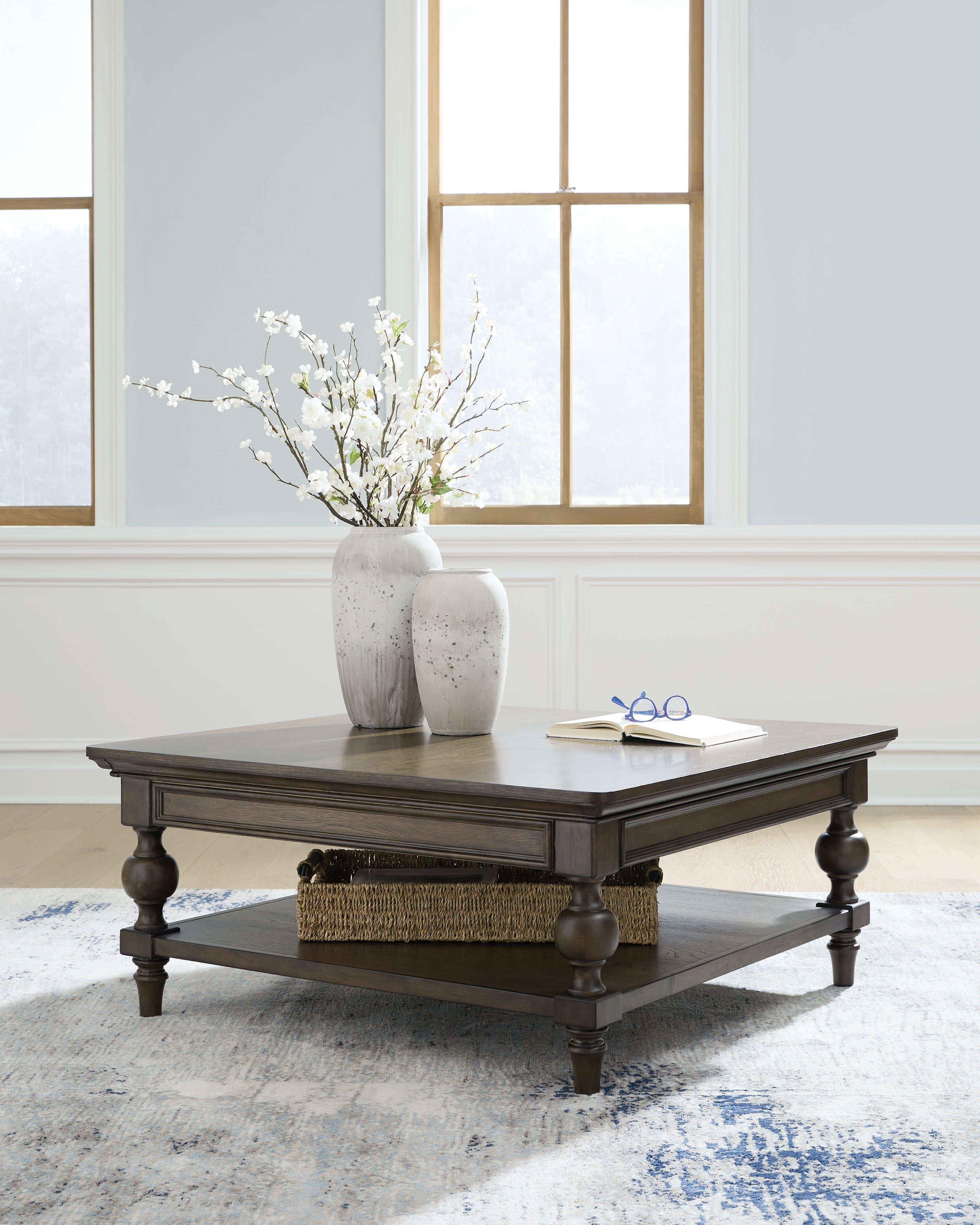 Tampa Furniture Outlet Lutz - Ashley Furniture - Veramond Coffee Table - Square Cocktail Table / Dark Brown - T694-8