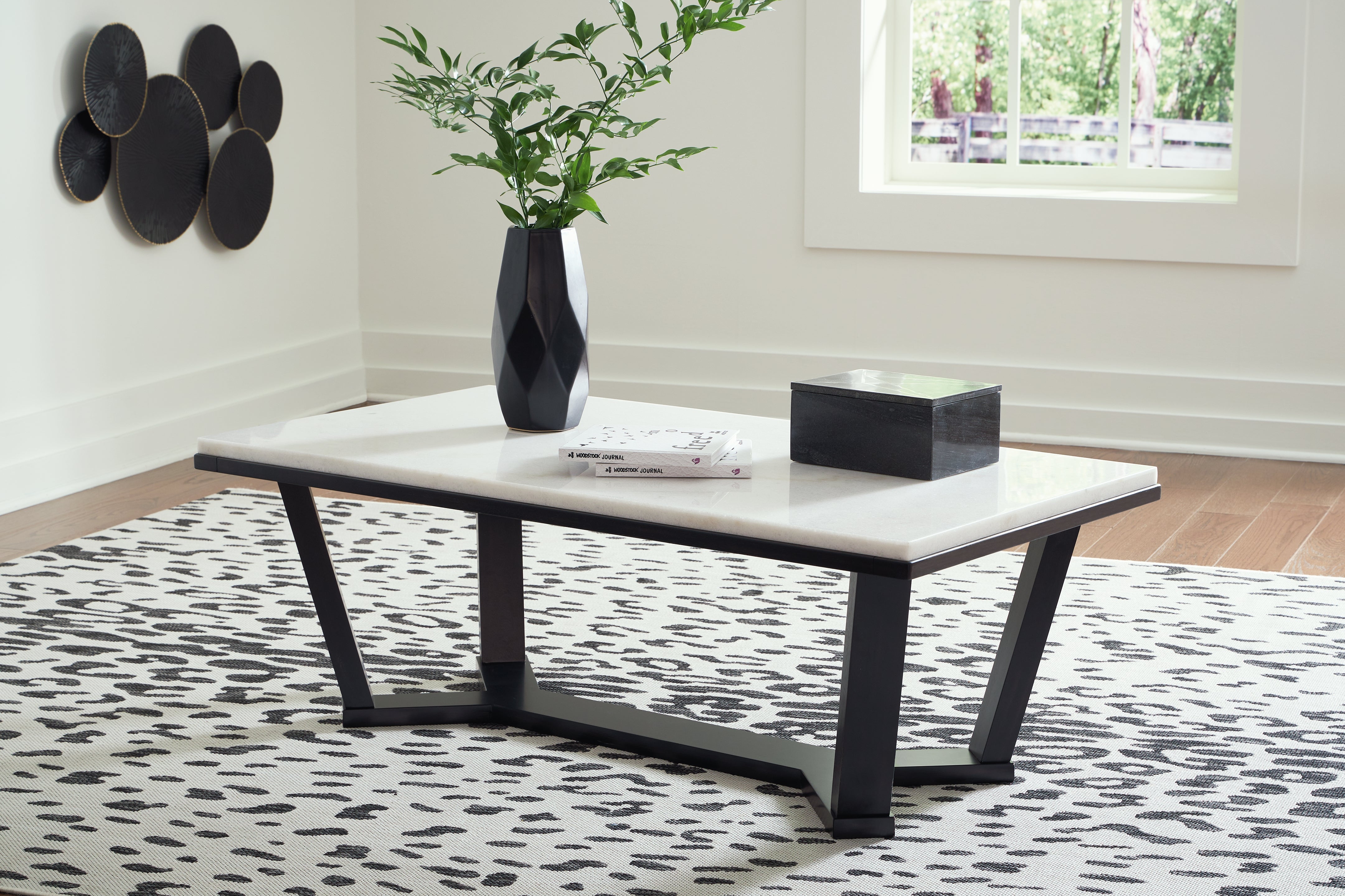Tampa Furniture Outlet Lutz - Ashley Furniture - Fostead Coffee Table - Rectangular Cocktail Table / White/Espresso - T770-1