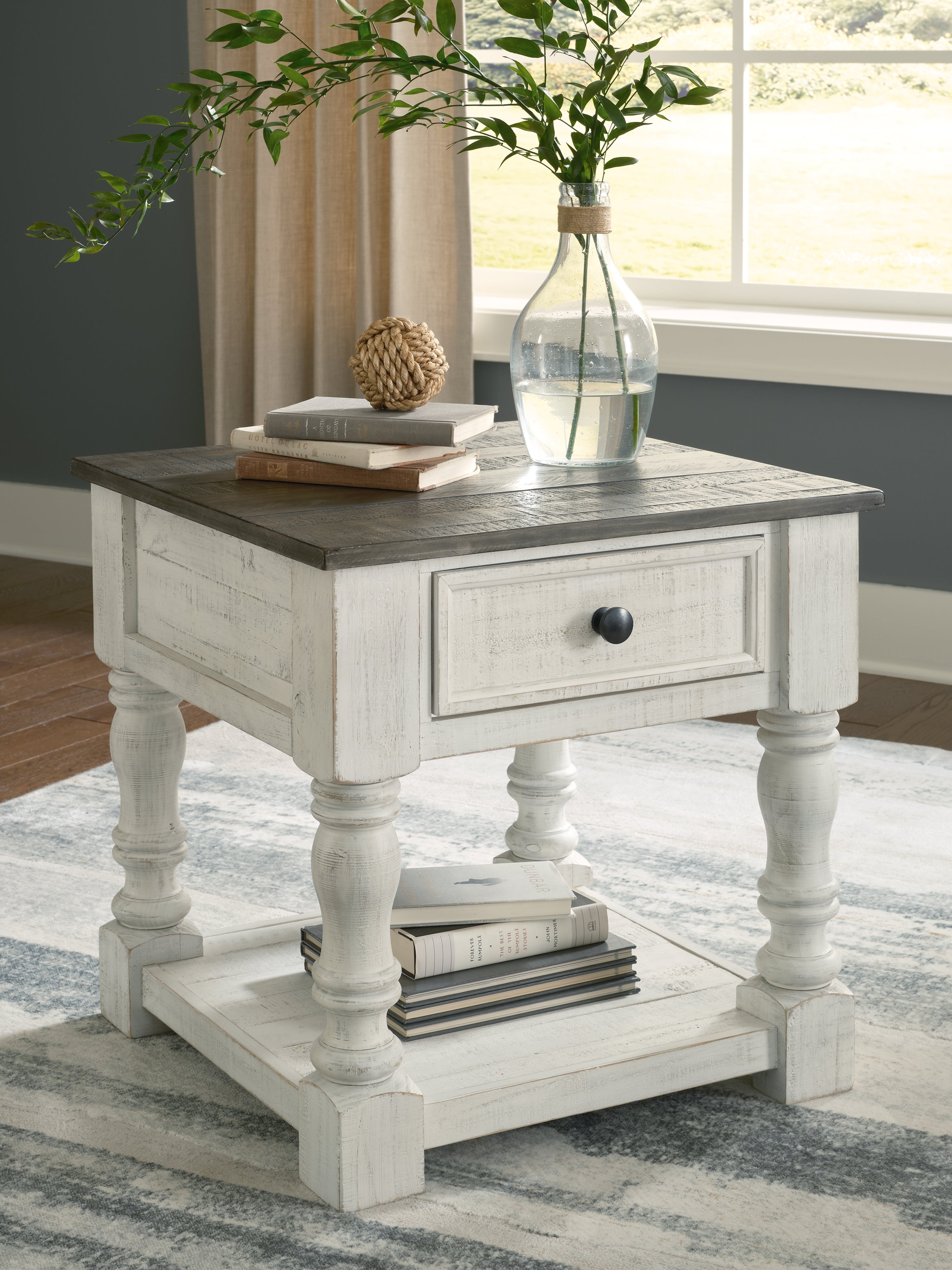 Tampa Furniture Outlet Lutz - Ashley Furniture - Havalance End Table - Square End Table / White/Gray - T994-2